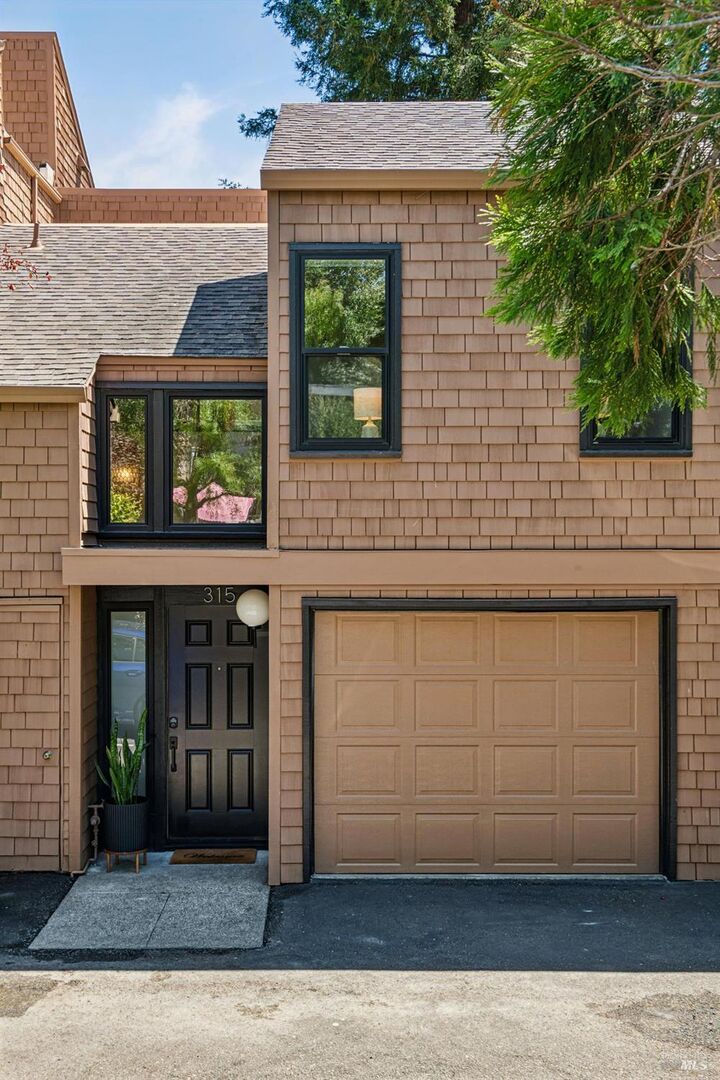 Property Photo:  315 Springside Way  CA 94941 