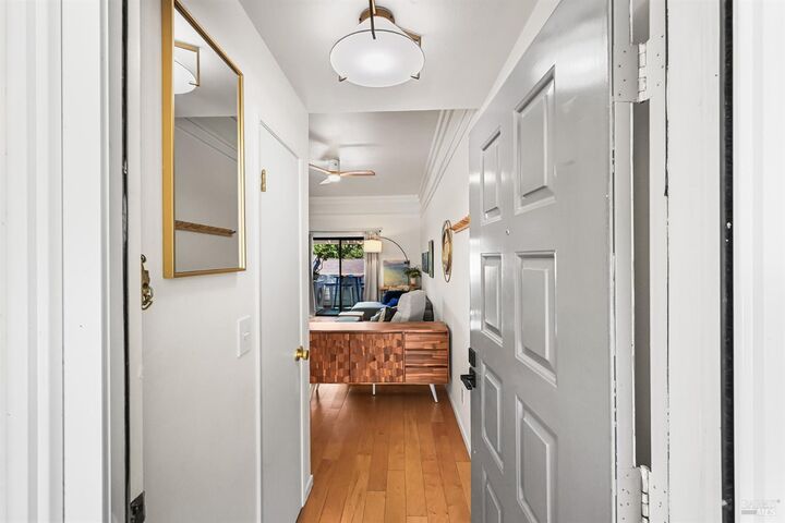 Property Photo: 79 Village Circle CA 94903
