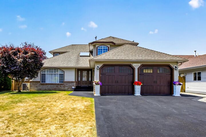 Property Photo: 11845 190th Street BC V3Y 2L2