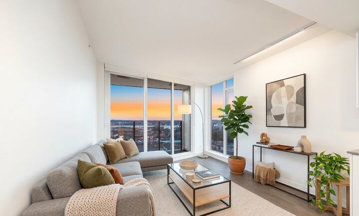 Property Photo: 1401 Hunter Street 1705 BC V7J 0E2