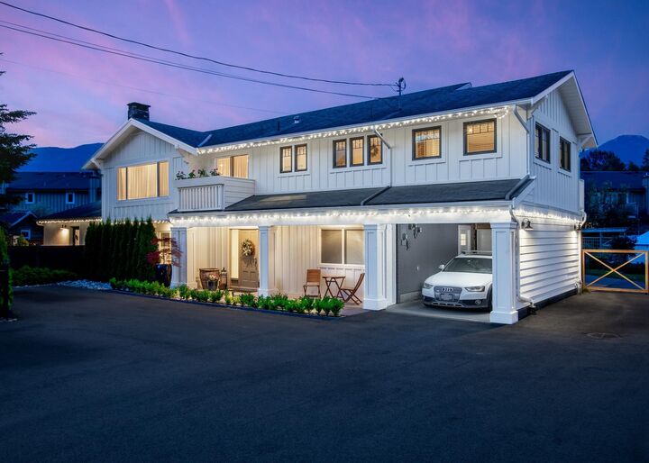 Property Photo: 39726 Government Road BC V8B 0G3
