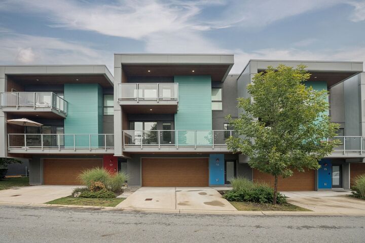 3596 Salal Drive 16 — photo 1