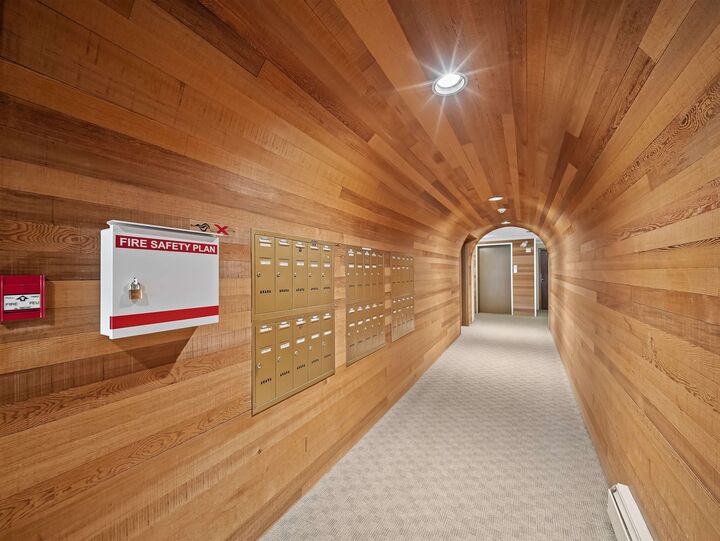 Property Photo: 141 W 13th Street 210 BC V7M 1N5