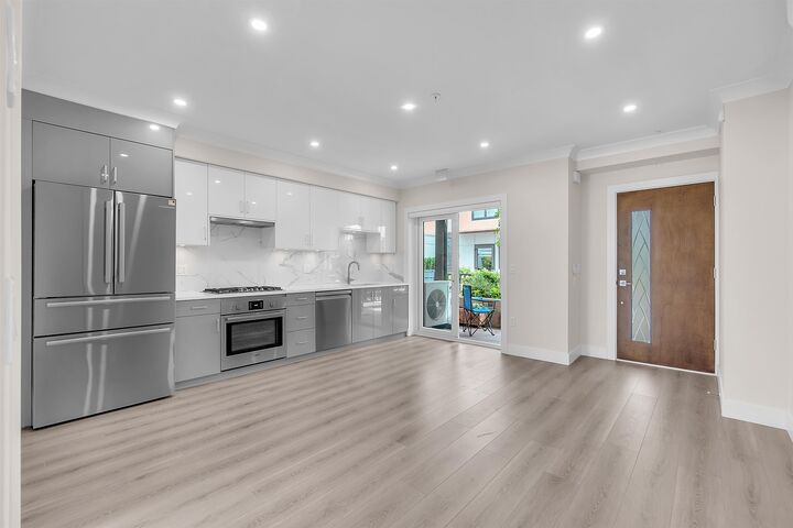 8327 French Street — photo 1