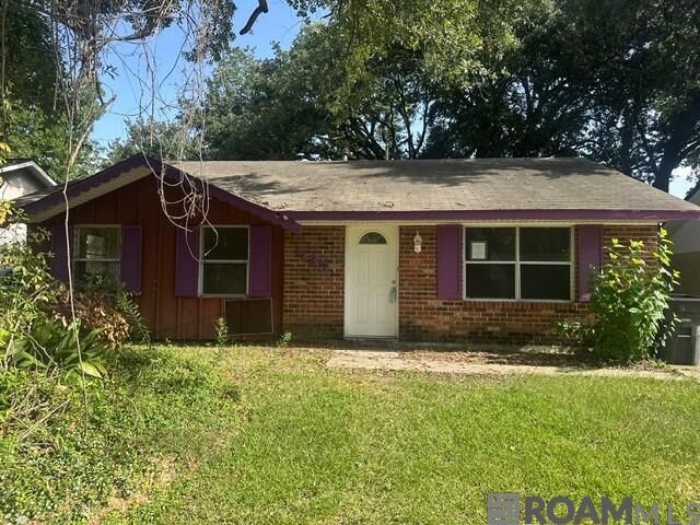 Property Photo: 11951 Baylor Dr LA 70816