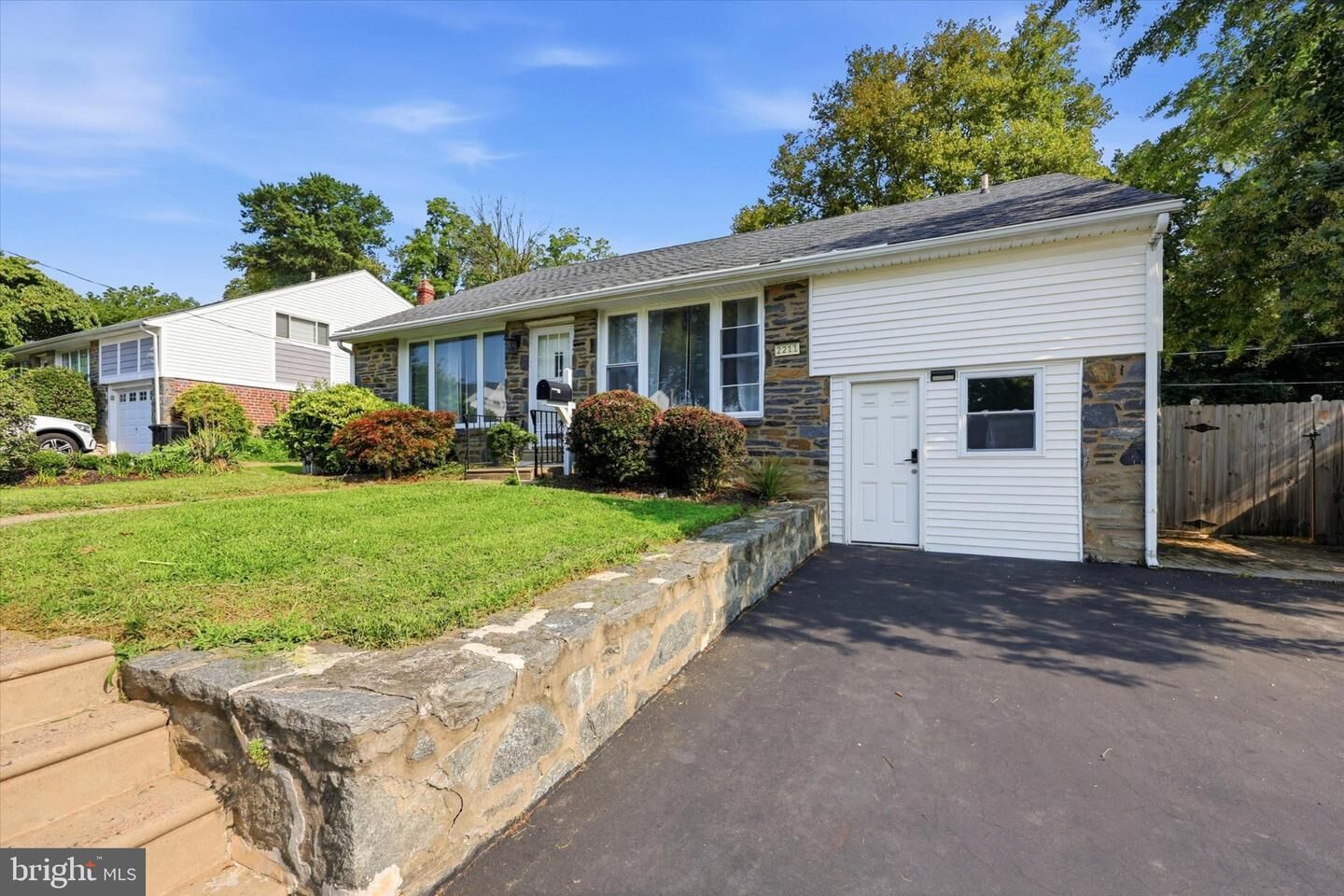 Property Photo:  2211 Rhonda Road  PA 19008 