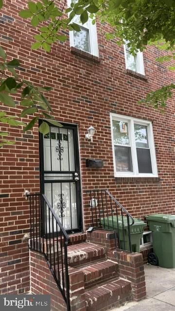 Property Photo:  1835 N Bond Street  MD 21213 