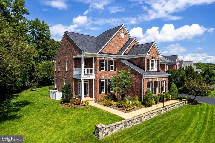 Property Photo:  12820 Netherleigh Place  VA 20171 