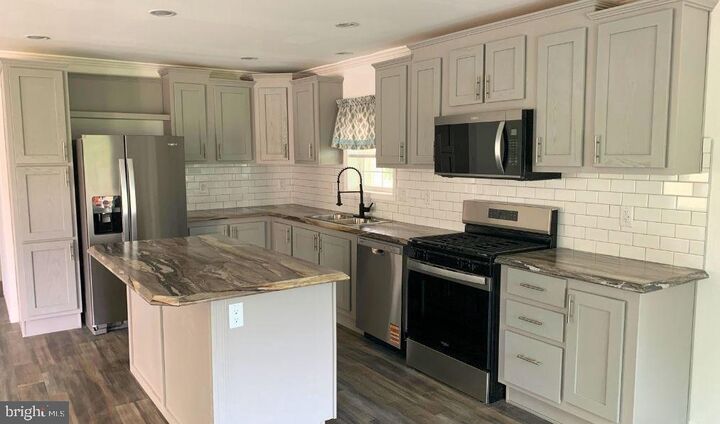 Property Photo: 86 Rose Avenue PA 19344