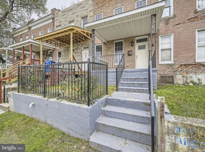 Property Photo: 905 E Patapsco Avenue MD 21225