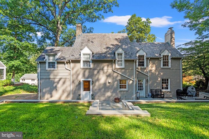 Property Photo:  6029 Grove Drive  VA 22307 