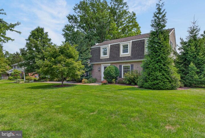 Property Photo:  2551 Ponderosa Drive  PA 17601 