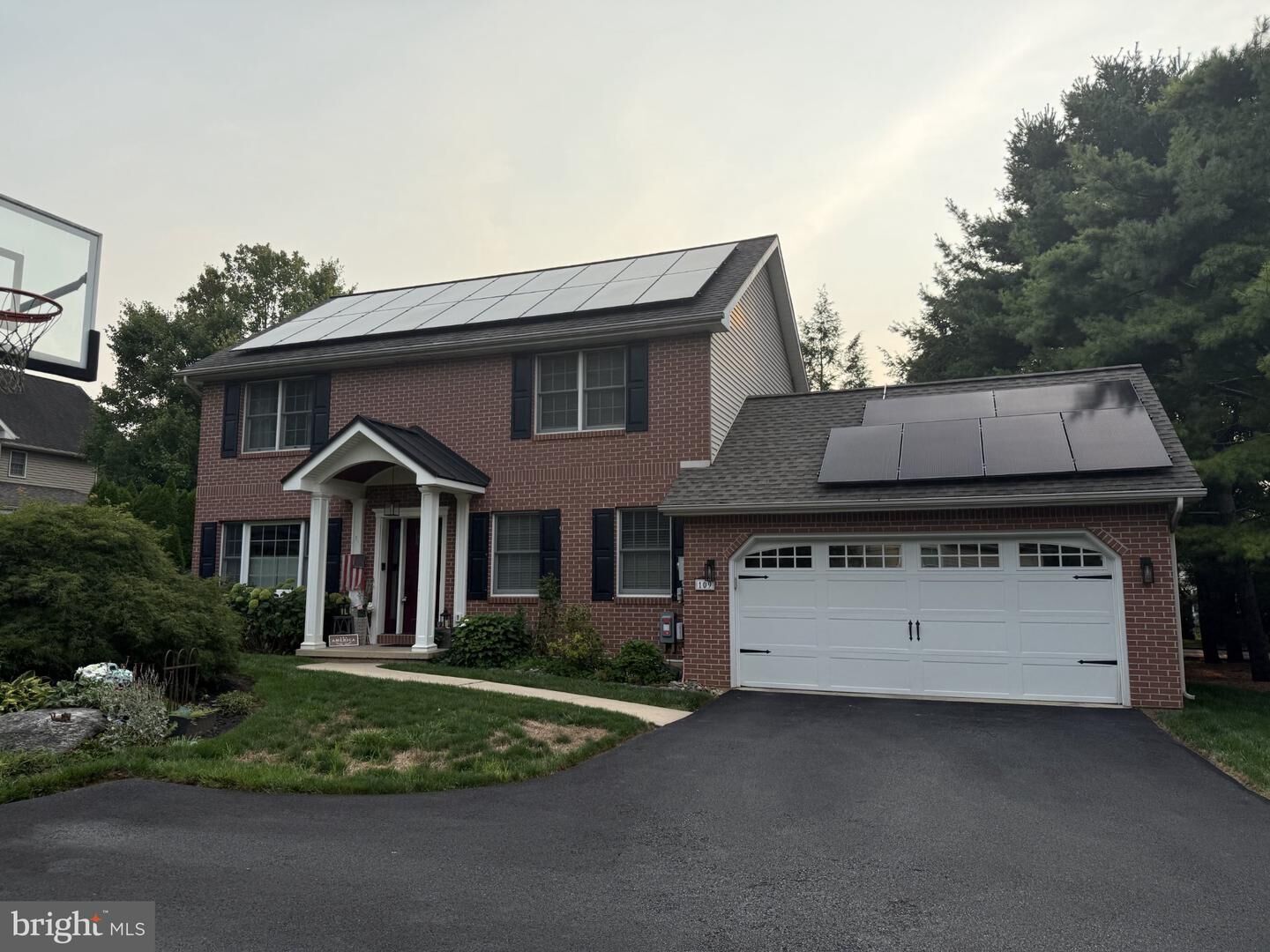 Property Photo: 109 Farmstead Circle PA 17042