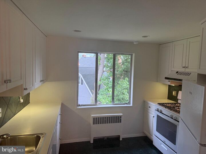 Property Photo: 5301 Westbard Circle 346 MD 20816