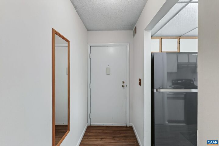 Property Photo:  143 Green Turtle Ln 6  VA 22901 