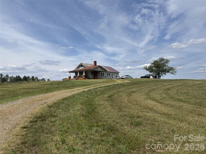 Property Photo: 4806 Harmony Highway NC 27020