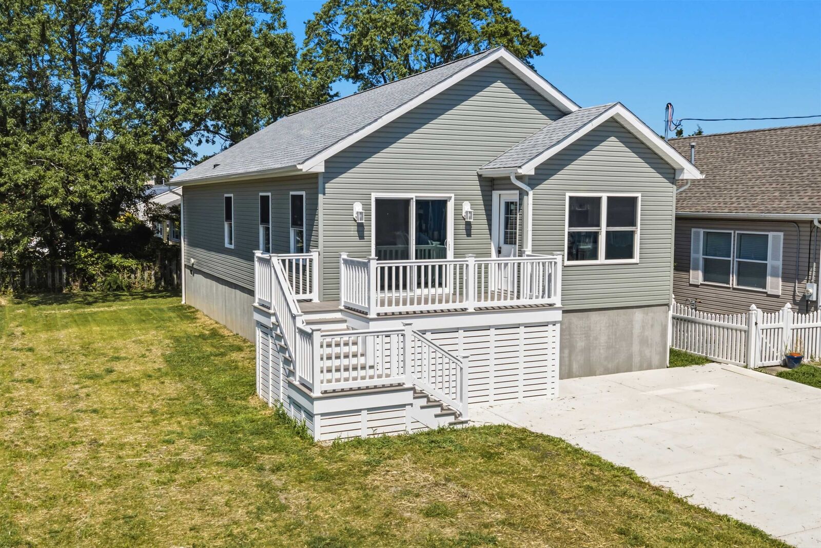 Property Photo:  100 Rutledge  NJ 08251 