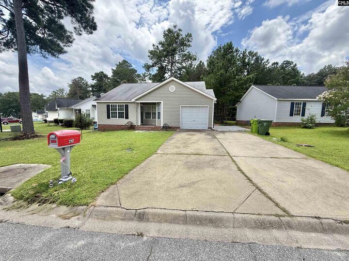 Property Photo:  212 Jaybird  SC 29223 