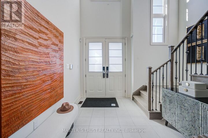 Property Photo: 155 Prairie Rose Drive ON L4S 1L9