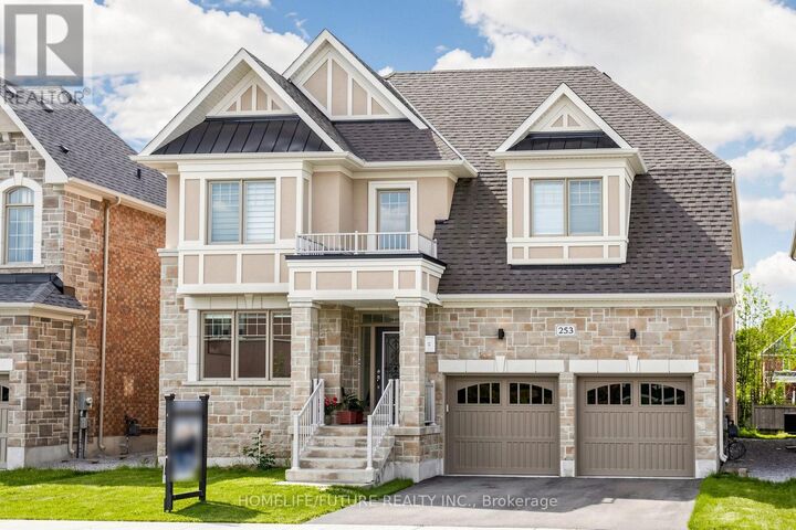 Property Photo: 253 Danny Wheeler Boulevard ON L4P 0J9