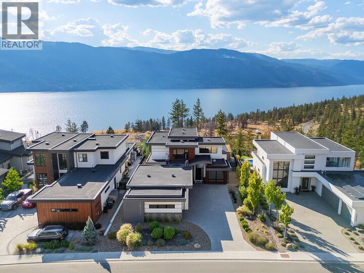 Property Photo: 10018 Beacon Hill Drive BC V4V 0A9