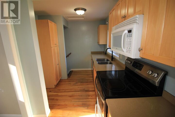 Property Photo: 368 Merrill St ON P7A 1E6