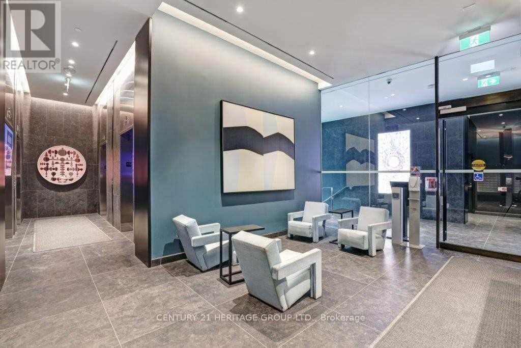 Property Photo: 25 Richmond Street East 1904 ON M5C 0A6