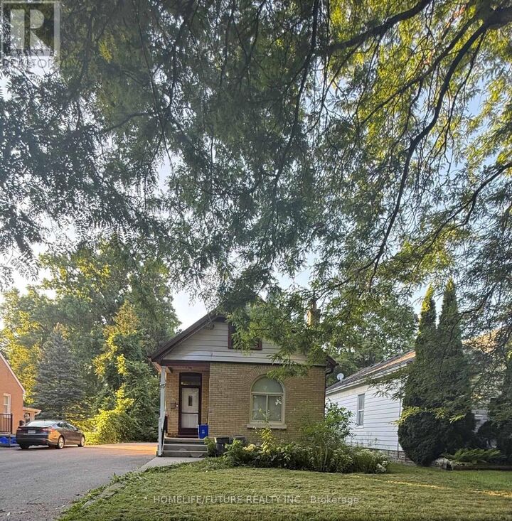 Property Photo: 15 Charles Street ON N6H 1H1