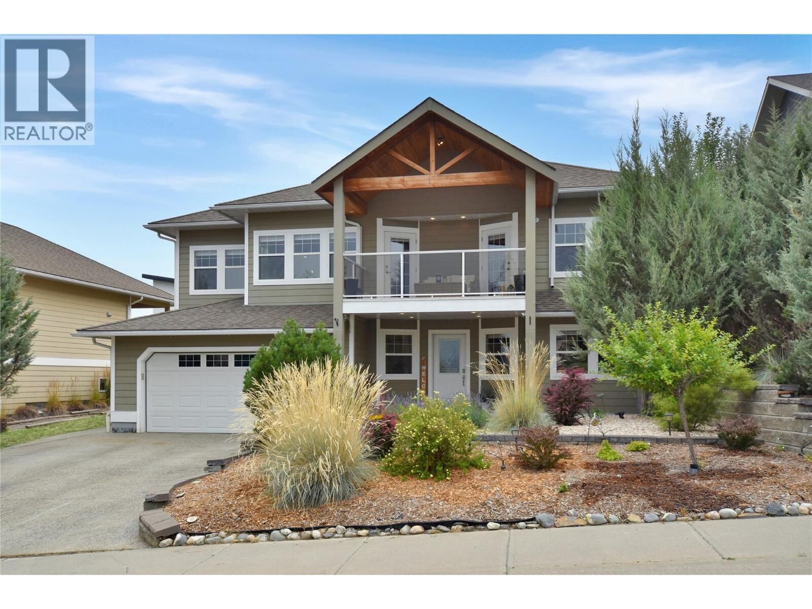 Property Photo: 1704 2nd Ave S Other BC V1C 0A1