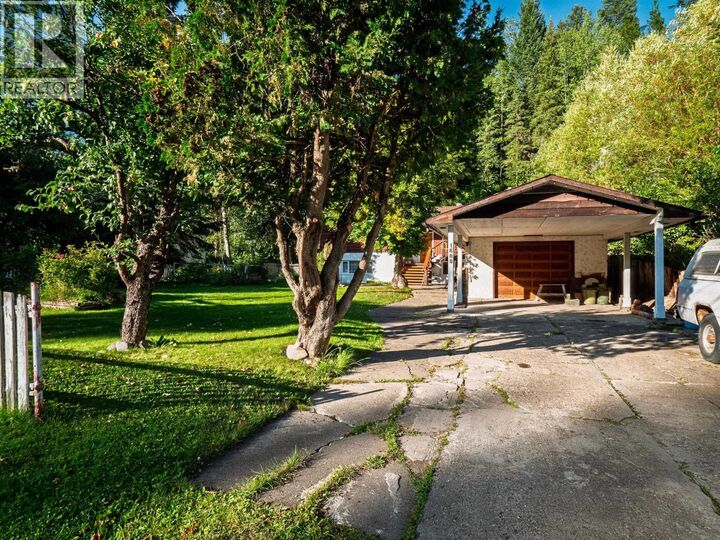 Property Photo: 1688 Aintree Drive BC V2K 1H5