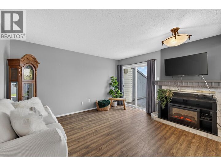 Property Photo: 10515 88A Street BC V1J 5X8