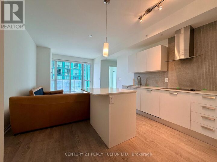 Property Photo: 9 Bogert Avenue 705 ON M2N 0H3