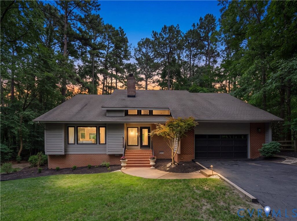 Property Photo: 9009 Highgate Hill Drive VA 23832