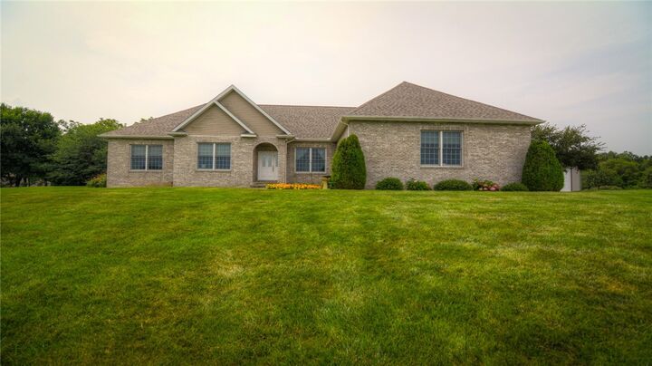 Property Photo:  5425 River Bluff Court  IL 62554 