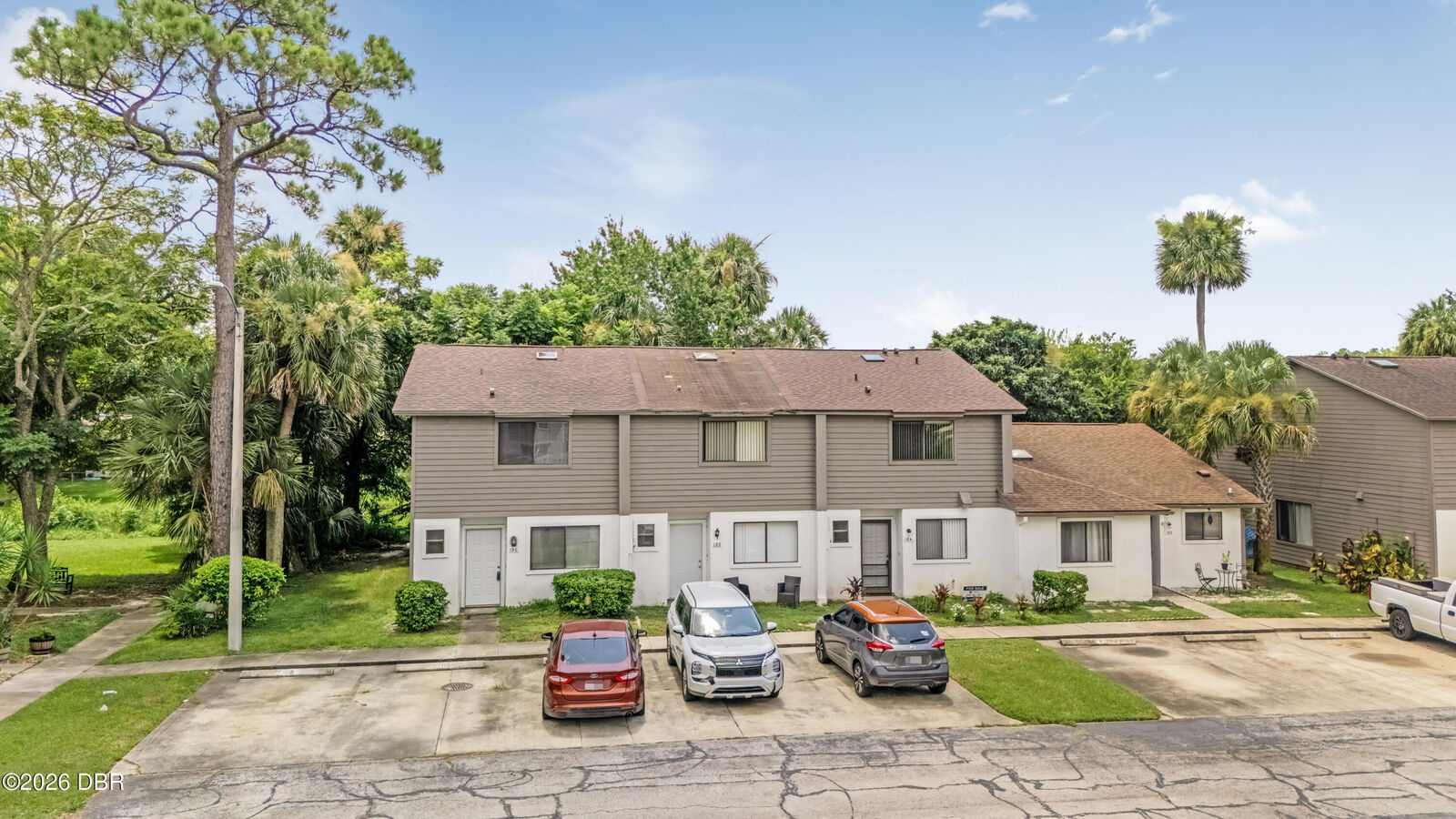 Property Photo:  190 W Sandalwood Court  FL 32119 