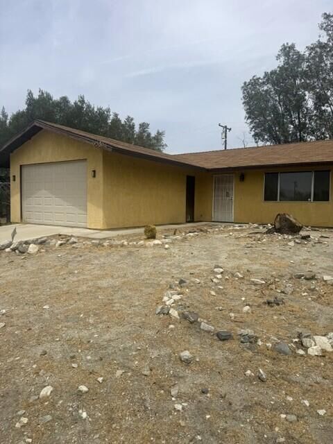Property Photo: 65894 5th Street CA 92240