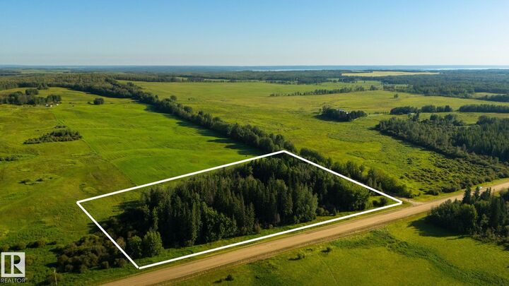 Property Photo:  Twp Rd 522 RR 62  AB T0E 2B0 