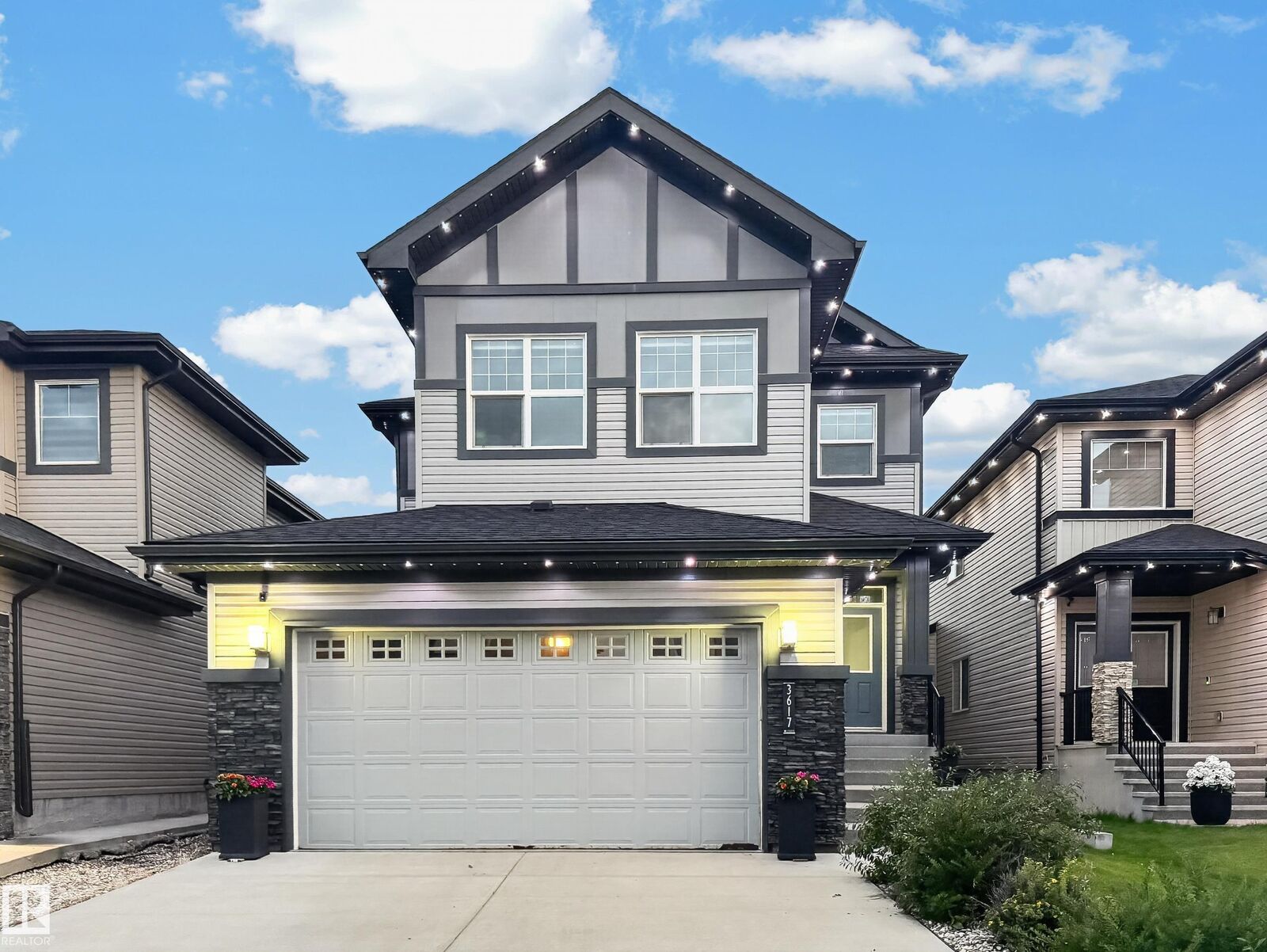 Property Photo: 3617 Claxton Place SW AB T6W 2K8