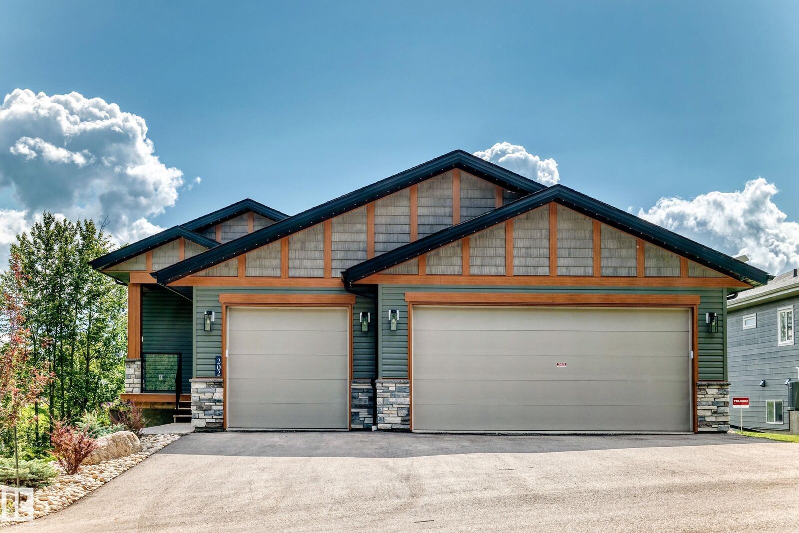 Property Photo: 202 55101 Ste Anne Trail AB T0E 1A1