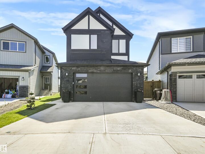 19 Nettle Crescent — photo 1
