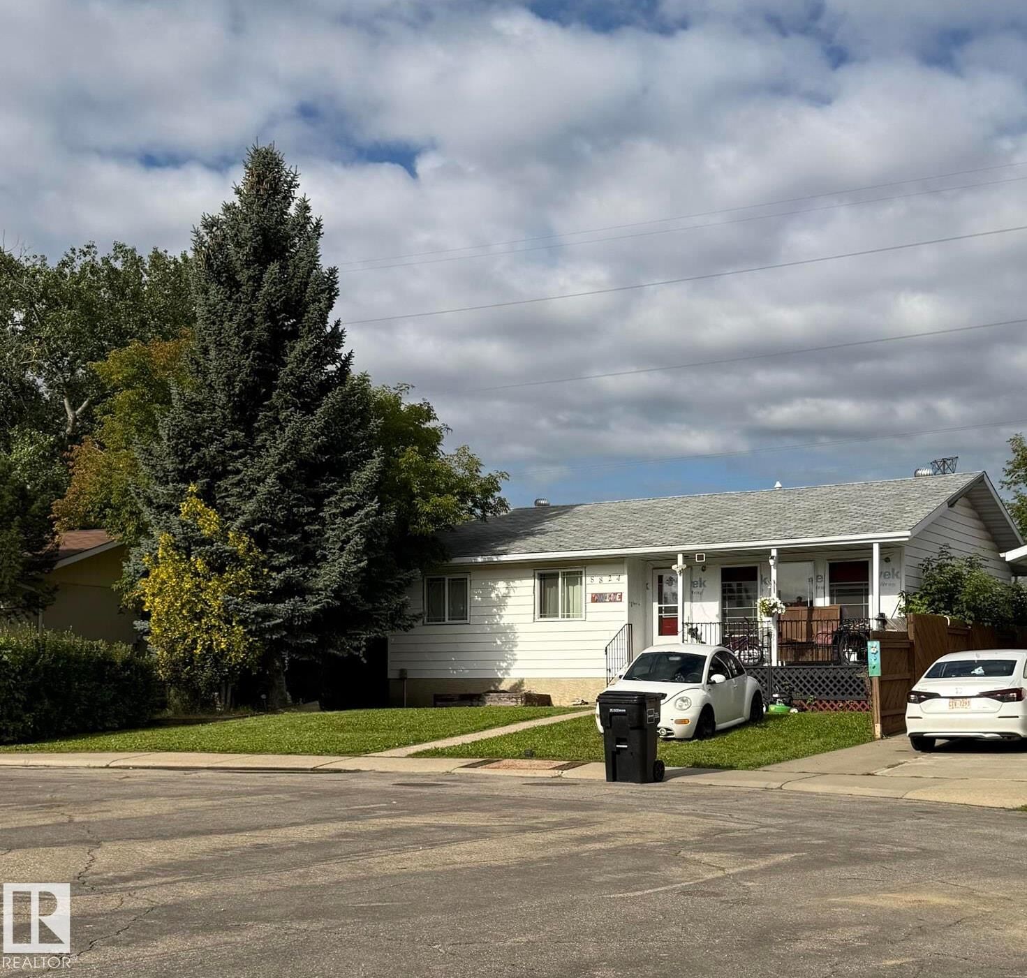 Property Photo: 8824 30 Avenue NW AB T6K 2X7