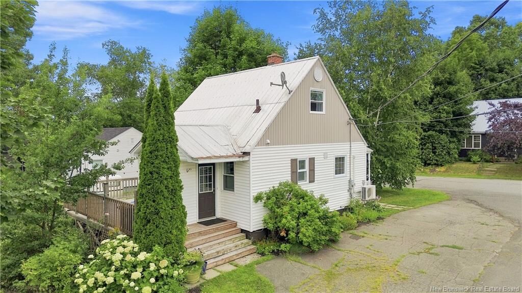 Property Photo:  141 St. James Street  NB E7M 2T5 