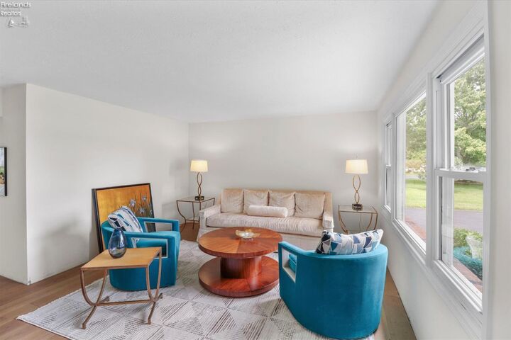 Property Photo:  1520 N Ponderosa Drive  OH 43452 