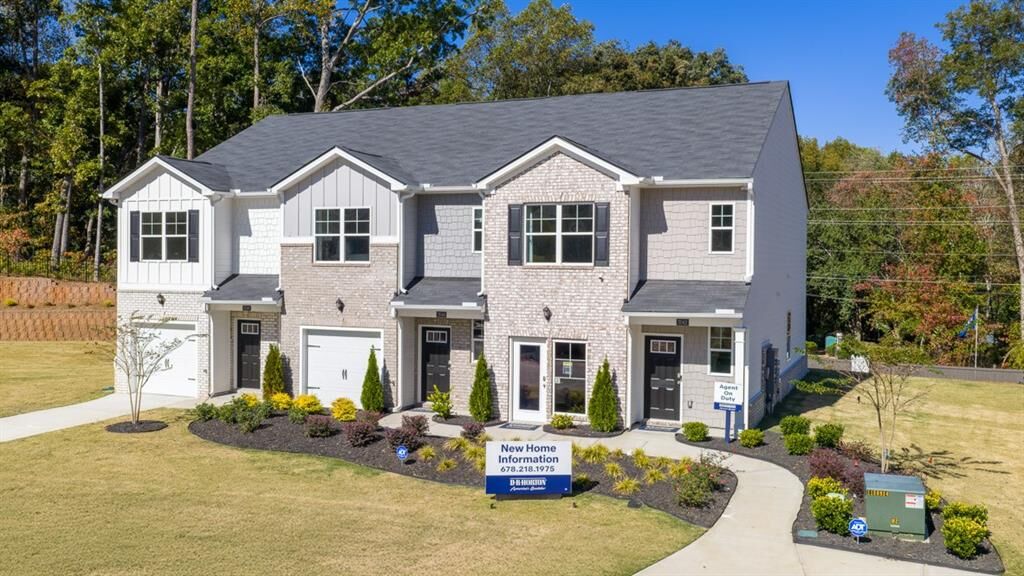 Property Photo: 2260 Moss Hill Rd GA 30088