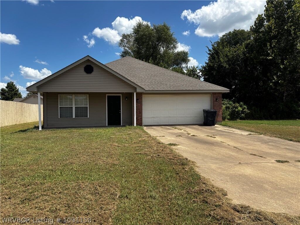Property Photo:  1519 Cherokee  OK 74948 