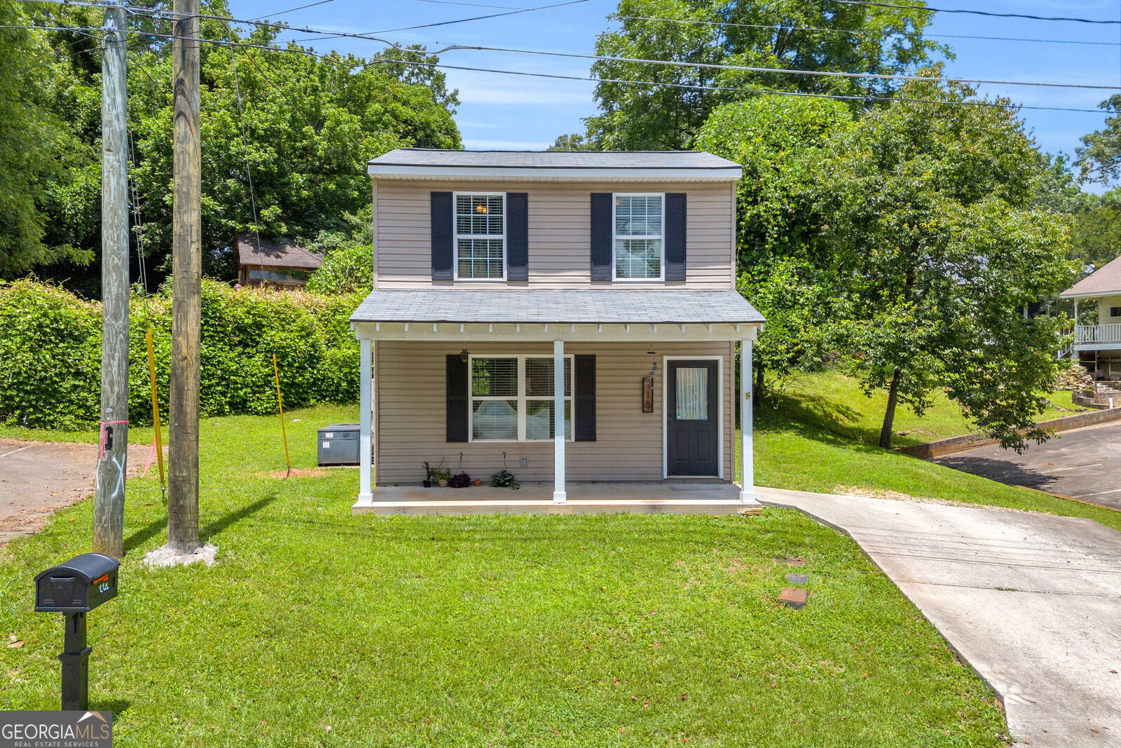 Property Photo:  118 Holley Street  GA 30535 