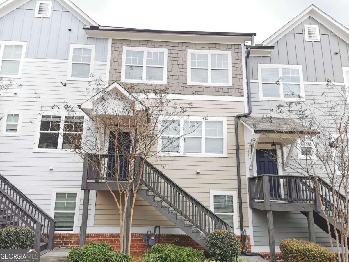 Property Photo: 3795 Oxford Circle GA 30340