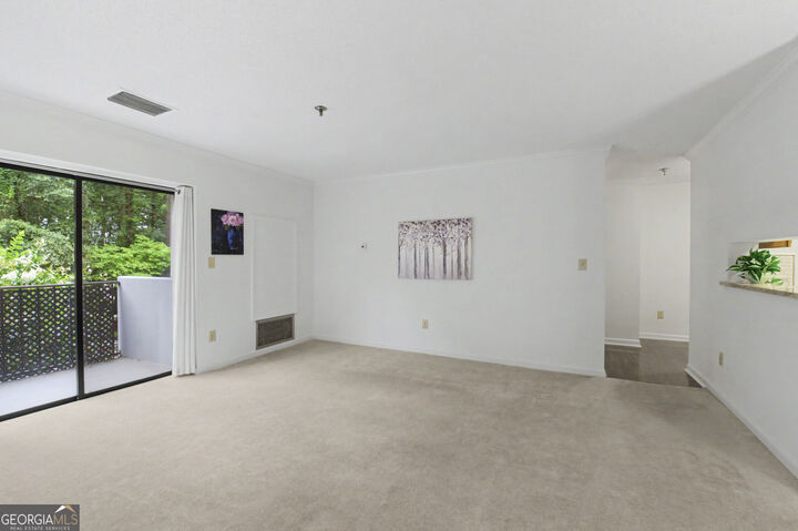 Property Photo:  300 Johnson Ferry Road NE A207  GA 30328 