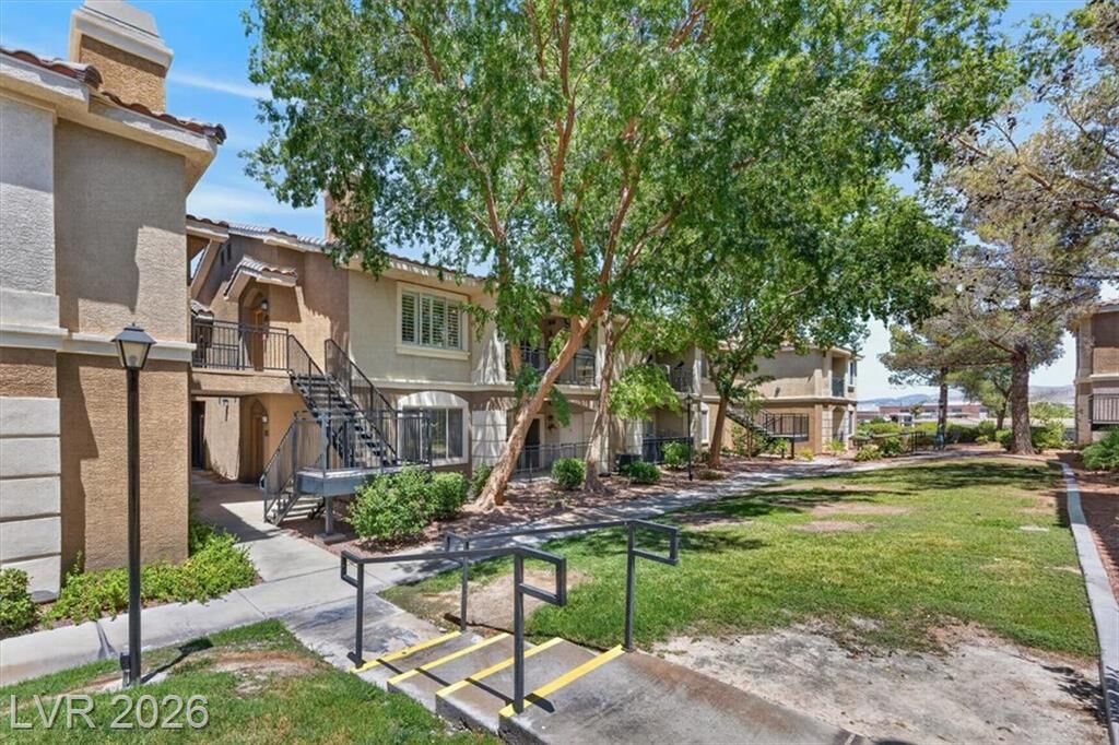 Property Photo:  2900 Sunridge Heights Parkway 625  NV 89052 