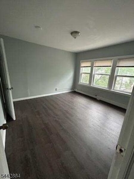 Property Photo: 176 Goldsmith Ave 3 NJ 07112